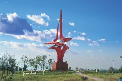 揭秘不銹鋼雕塑30年不變形背后的10大工藝細節(jié)——您的城市地標值得永恒之美