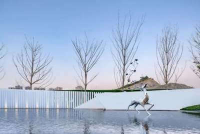 《小眾需求也能定制！麋鹿雕塑的個(gè)性化應(yīng)用盤點(diǎn)》——藝通·藝術(shù)15年雕塑工廠直供