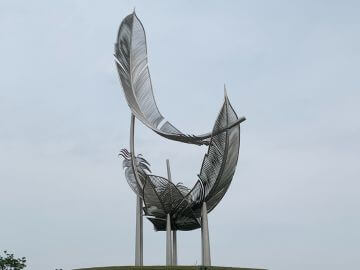 義烏不銹鋼羽毛雕塑