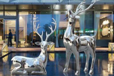 鏡面不銹鋼鹿雕塑